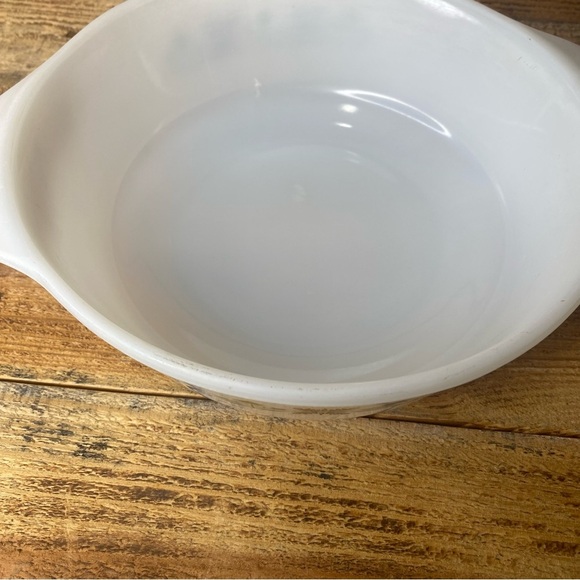 Vintage Anchor Hocking Fire King #437 Green Meadow 1 1/2 Quart QT Casserole Dish - Picture 8 of 10